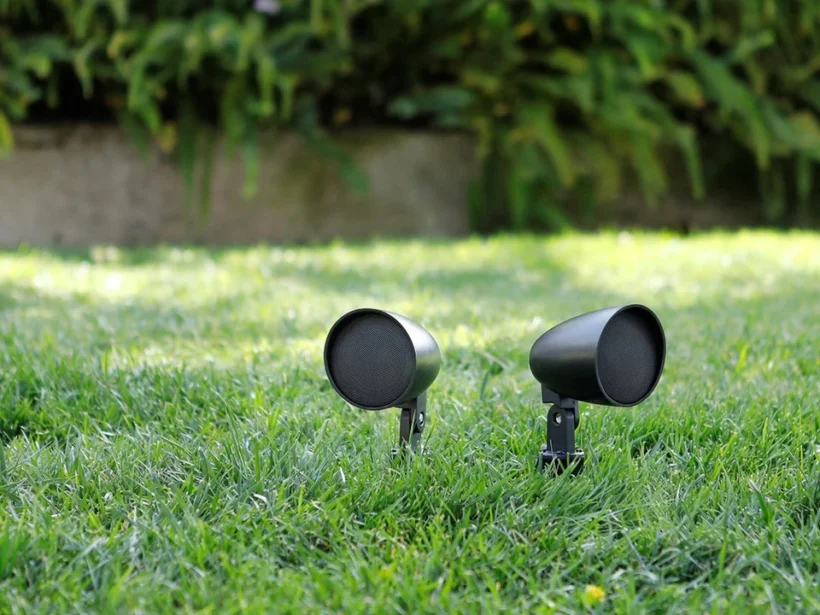outdoor speakers